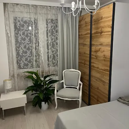 شقة Kwiatowy Zakatek *